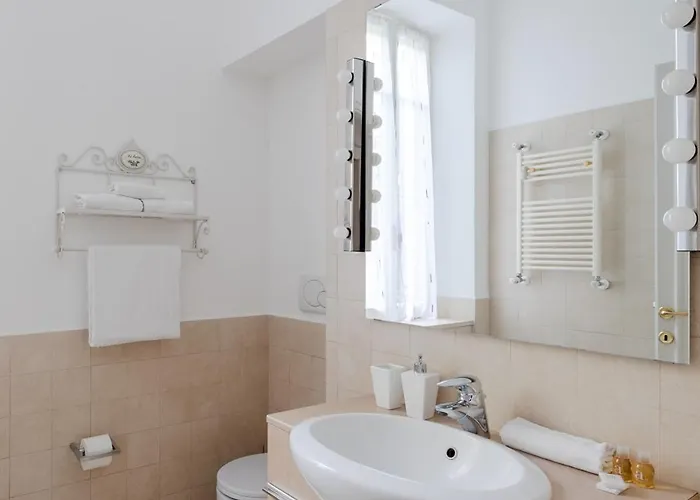 Elegant With Patio At Piazza Navona Appartement *